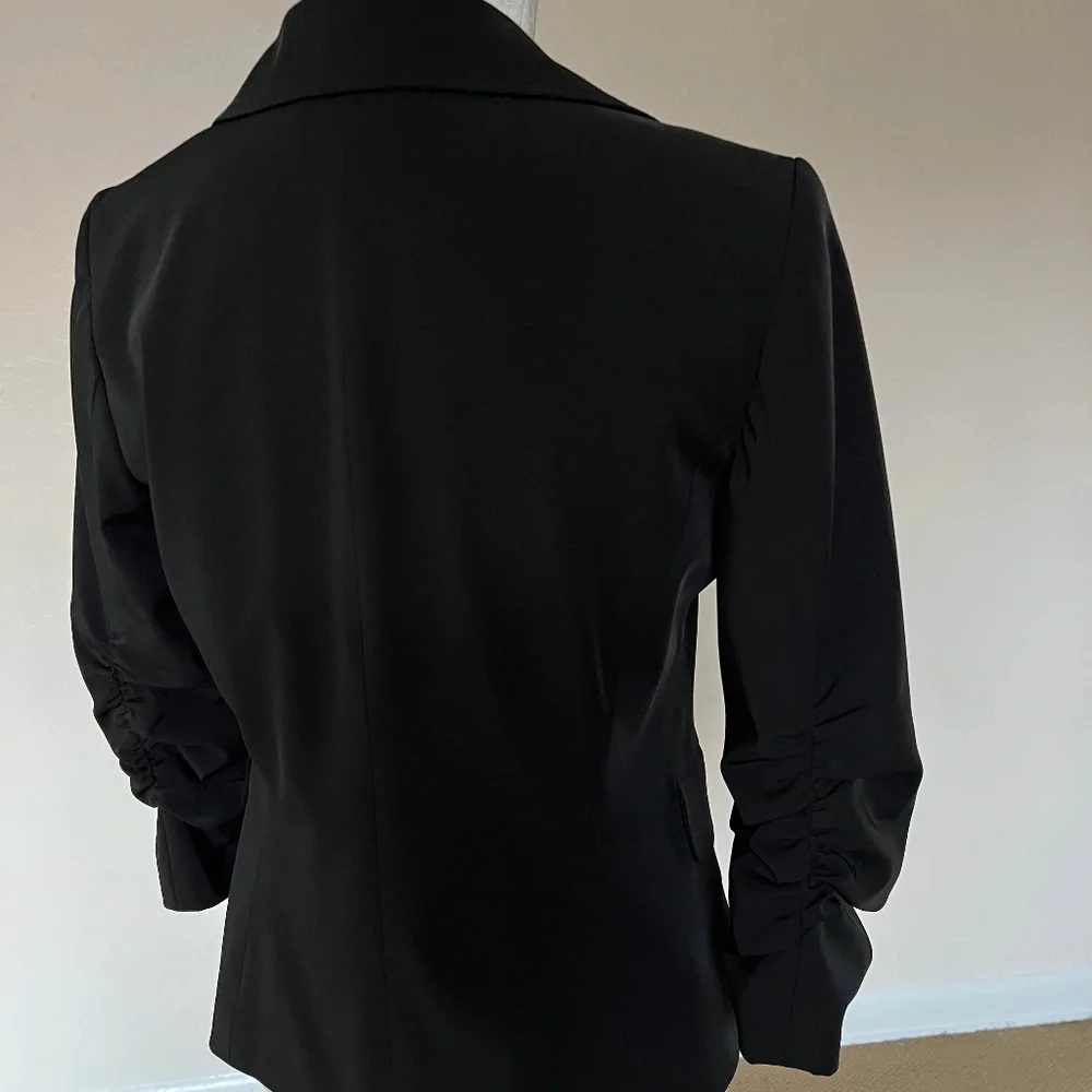 VINTAGE Elizabeth and James blazer - black, double breasted, ruched sleeves - Picture 4 of 16